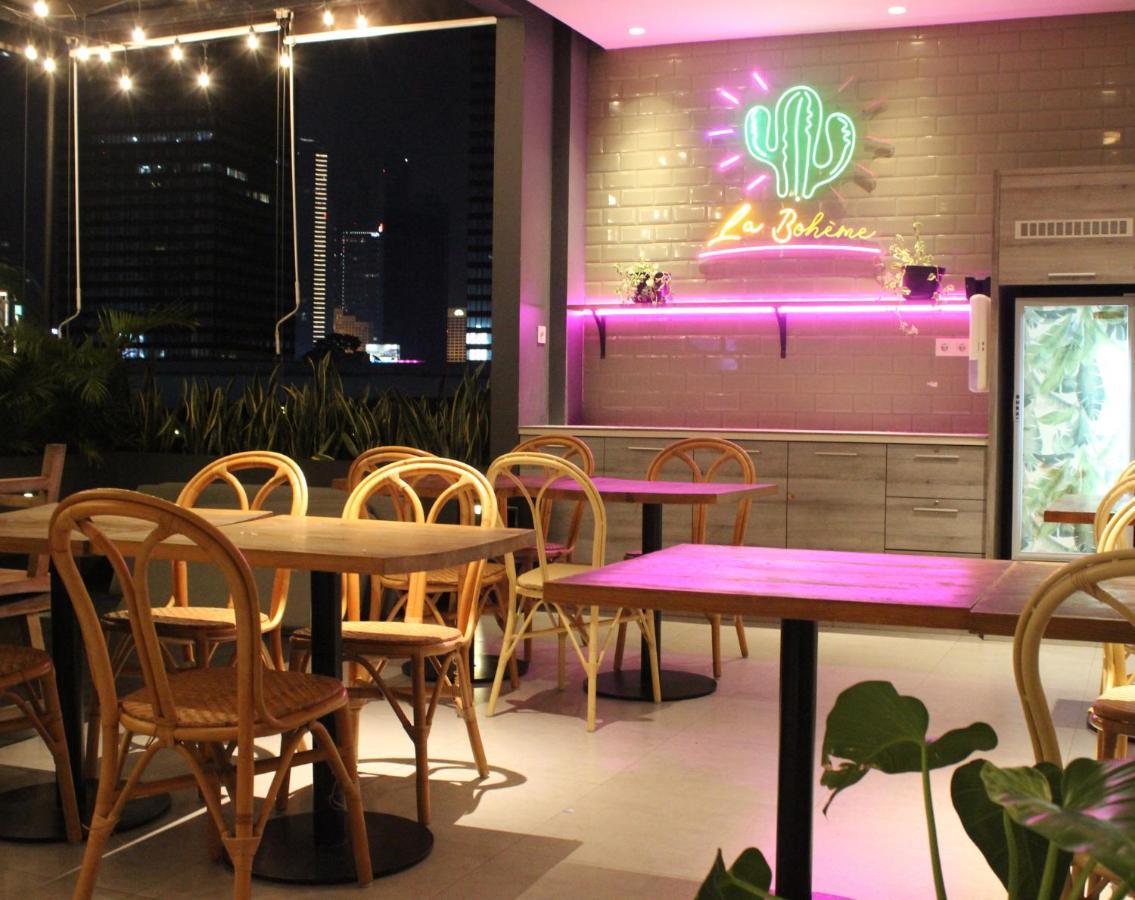 La Boheme, Rooms And Coffee Jakarta Exteriör bild